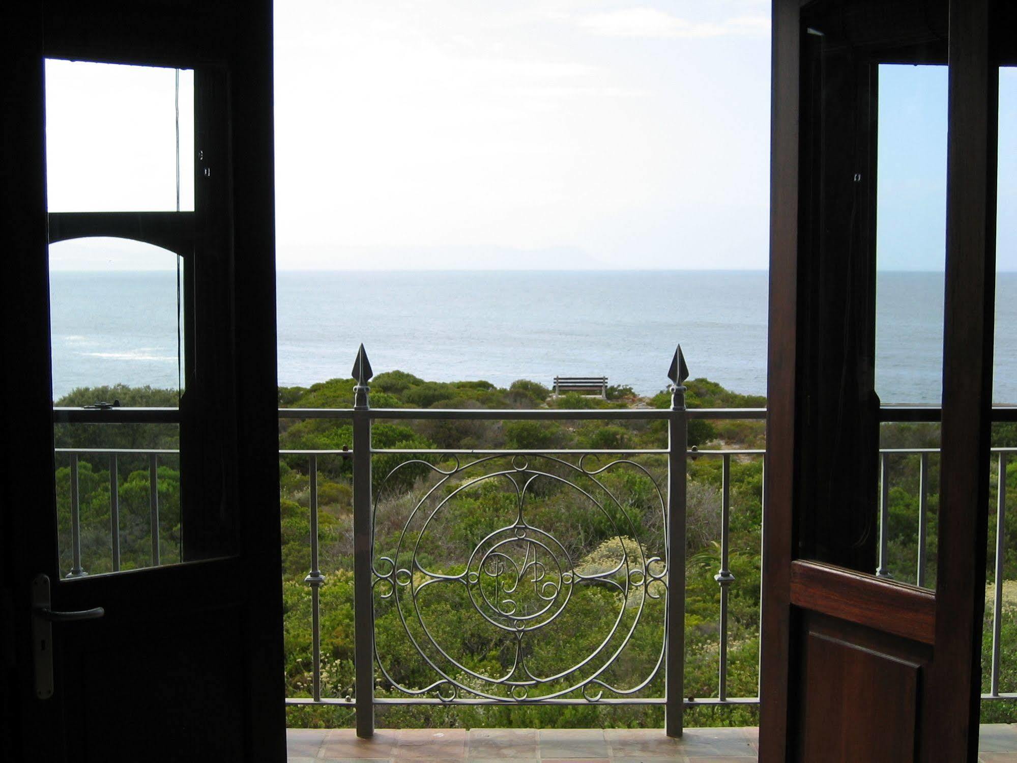 Auberge Provence Hermanus Exteriör bild